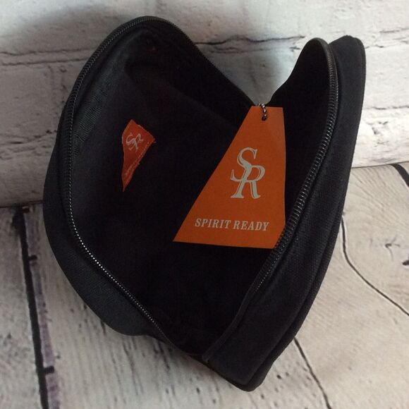 NCAA North Carolina State Wolfpack Cosmetics Bag Spirit Ready Black/Red Logo NWT - Picture 3 of 9